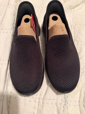Skechers Women's Black Slip-On Mesh Sneakers